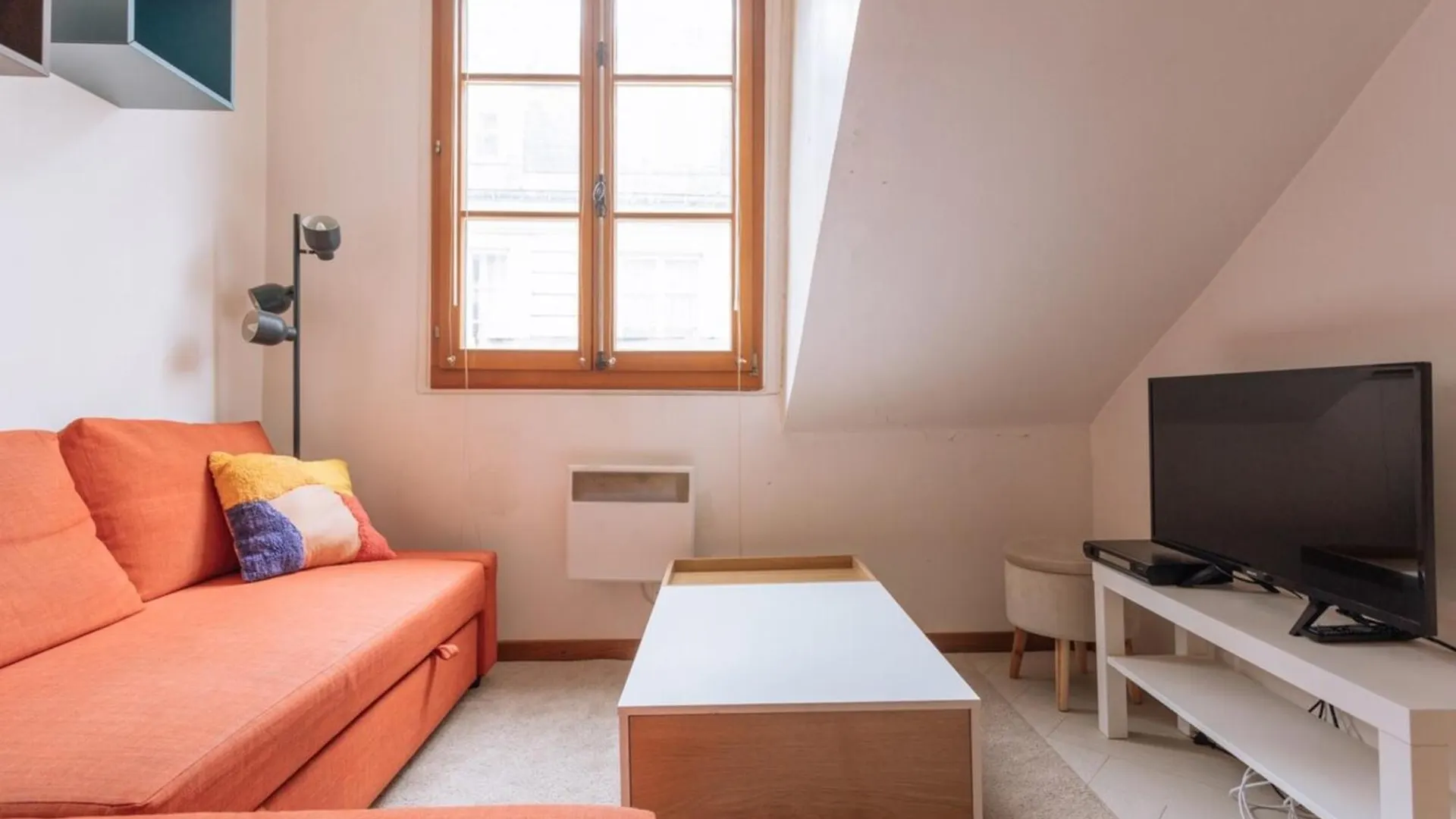 Vivid & Stylish 1Bd Apartment Les Halles Paris! France