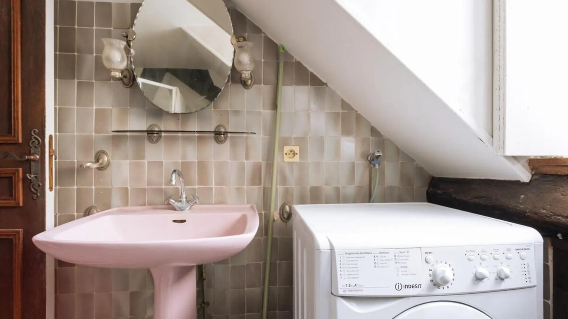 Vivid & Stylish 1Bd Apartment Les Halles Paris!  Paris